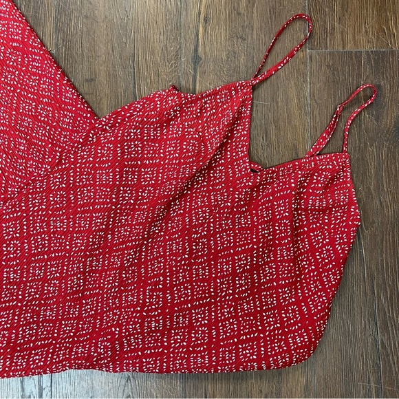 New In Red Patterned Women's Wide Leg Jumpsuit SZ MED - Picture 3 of 11